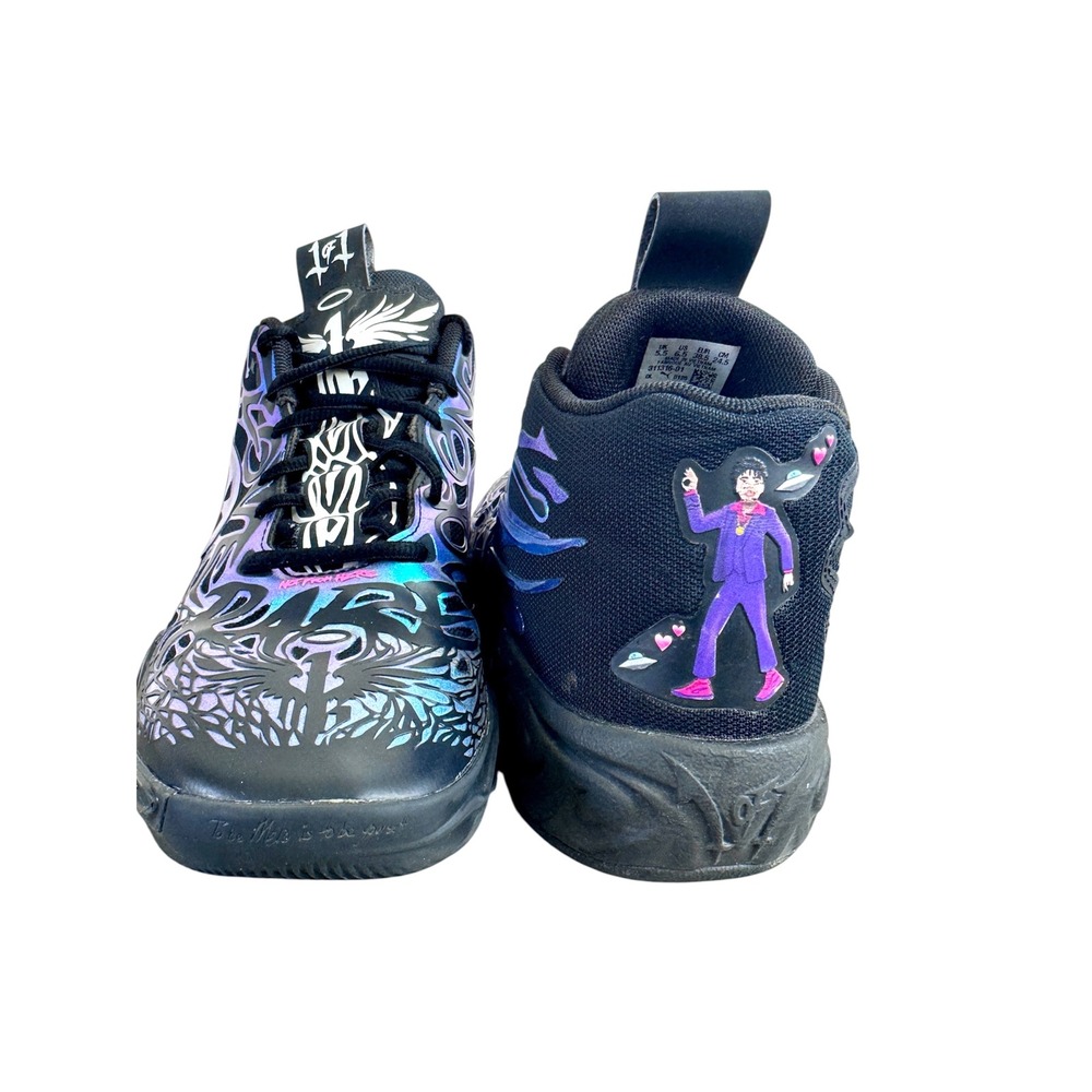 Puma MB.04 Reflections LaMelo Ball Black
Blue Purple 311316-01 Size 6.5Y Women 8